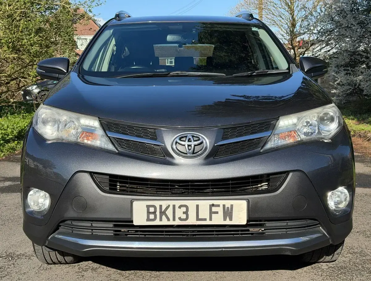 Used Toyota RAV4 150 HP (110 kW) 2013 Grey SUV