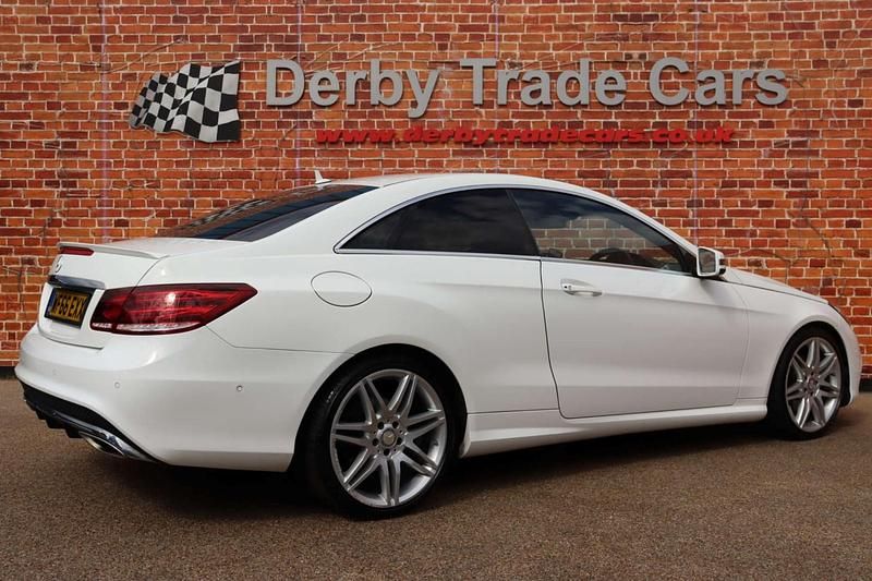 Used Mercedes E220 AMG line 177 HP (130 kW) 2016 White Coupe