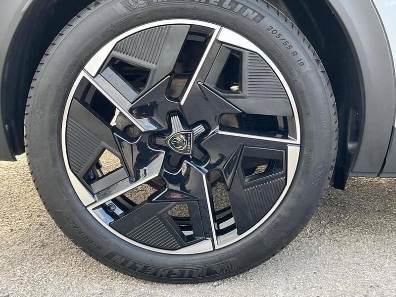 Used Peugeot 408 GT 129 HP (94 kW) 2024 White SUV