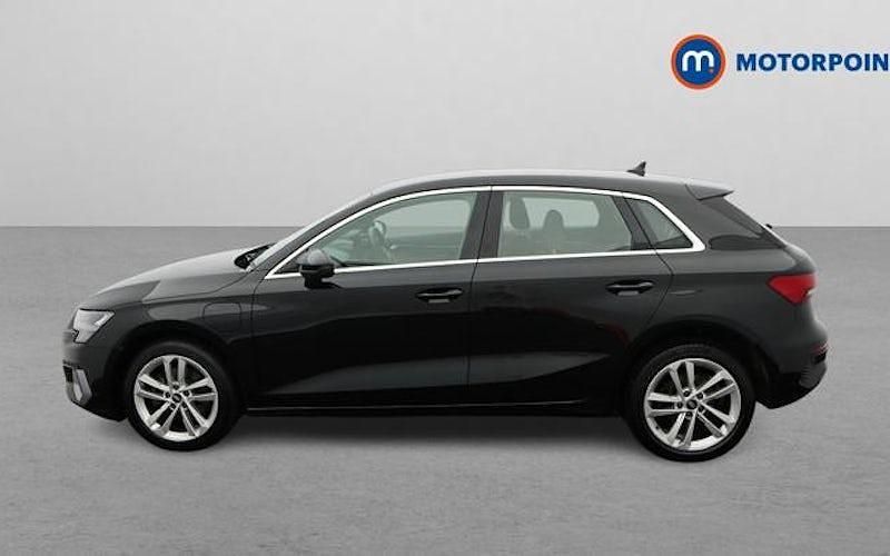 Used Audi A3 Sportback e-tron Sport 204 HP (150 kW) 2025 Hatchback