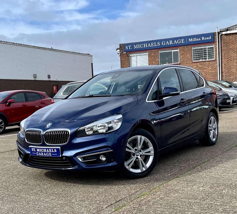 Used BMW 218 Luxury Line 2016 Blue Hatchback