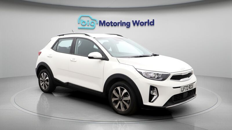Used 2022 Kia Stonic 2 SUV | £14,100 (Fair price) - Image 1/4