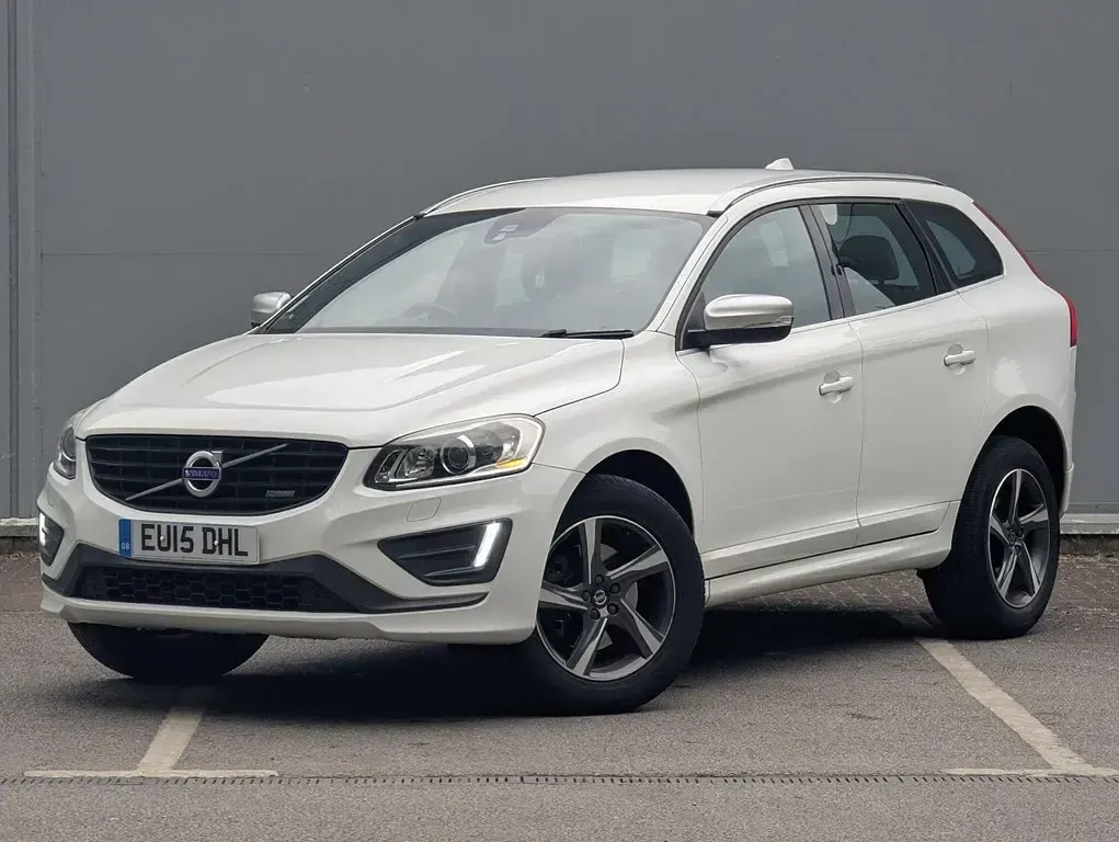 Second-hand Volvo XC60 R-Design 2015 Alb SUV