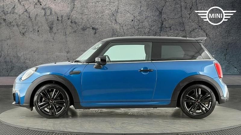 Used Mini Cooper Hatch 134 HP (98 kW) 2023 Blue Hatchback