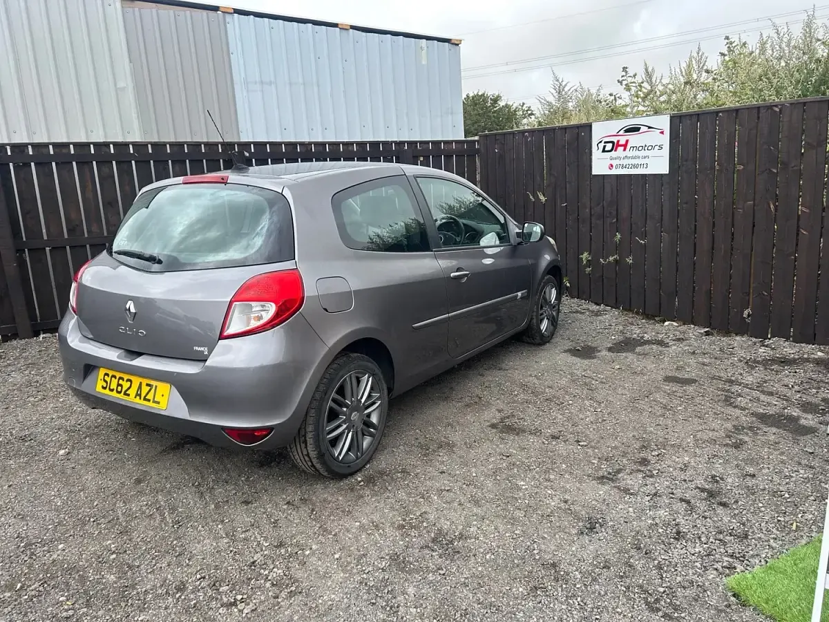 Used Renault Clio Dynamique 2012 Grey Hatchback