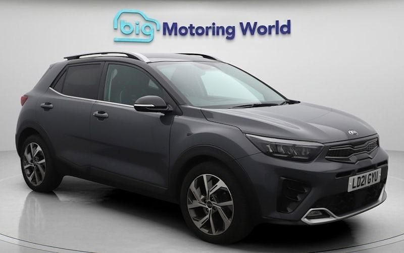 Used 2024 Kia Stonic 4 SUV | £13,376 (Good price) - Image 1/4