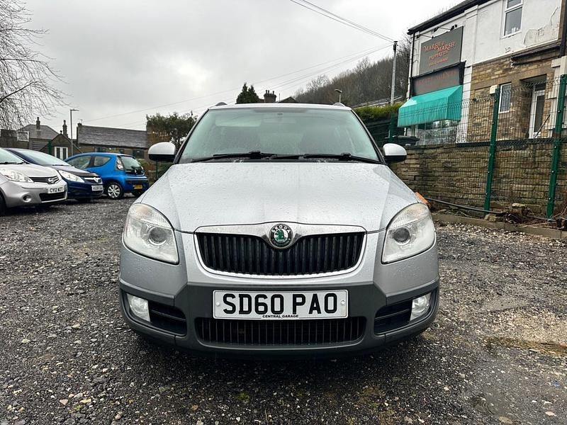 Used Skoda Fabia 80 HP (58 kW) 2010 Silver Estate