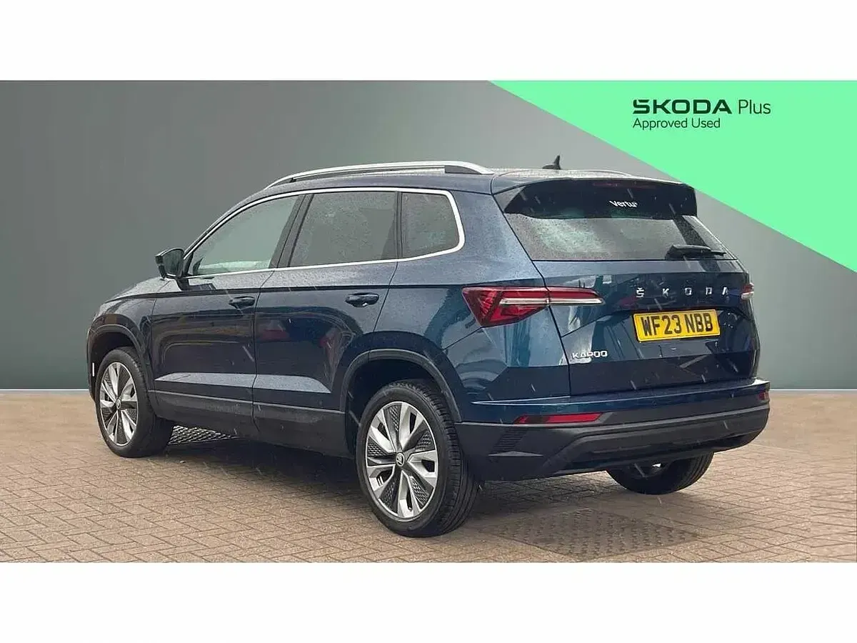 Used Skoda Karoq SE L 150 HP (110 kW) 2023 Petrol blue metallic SUV