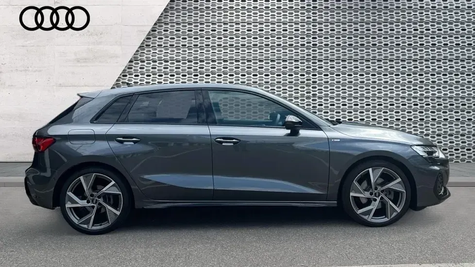 Used Audi A3 Black Edition 150 HP (110 kW) 2025 Grey