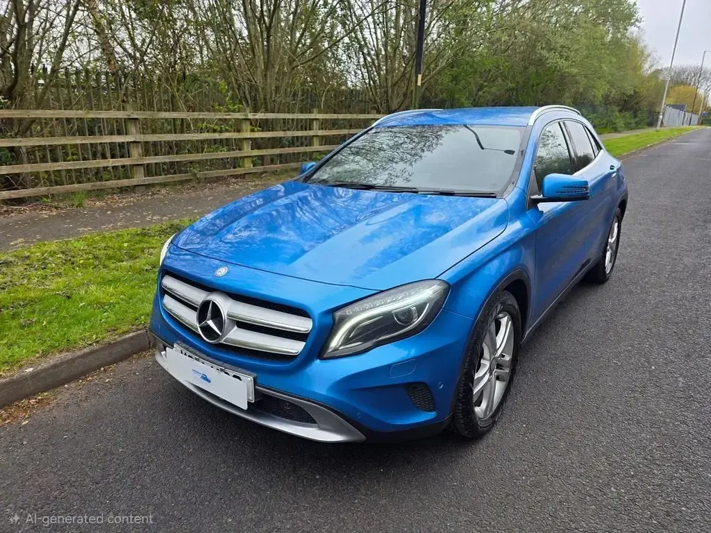 Used Mercedes GLA200 Premium 136 HP (100 kW) 2014 Blue SUV