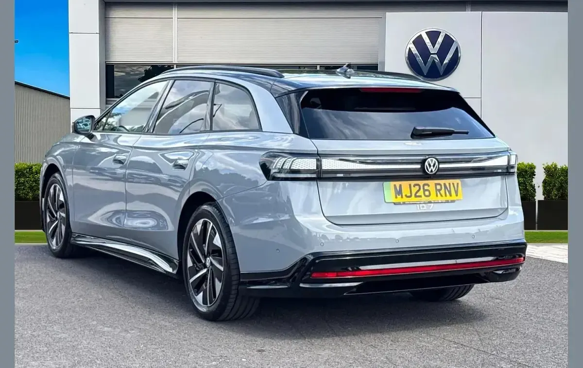 Used VW ID.7 Pro 210 kW (286 HP) 2026 Grey Estate