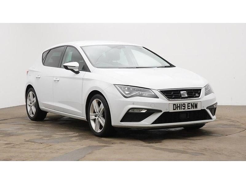 Used 2019 Seat Leon FR | £12,512 (Fair price) - Image 1/4