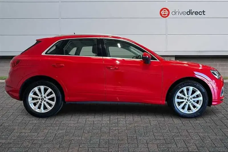 Used Audi Q3 Sport 150 HP (110 kW) 2022 Red SUV