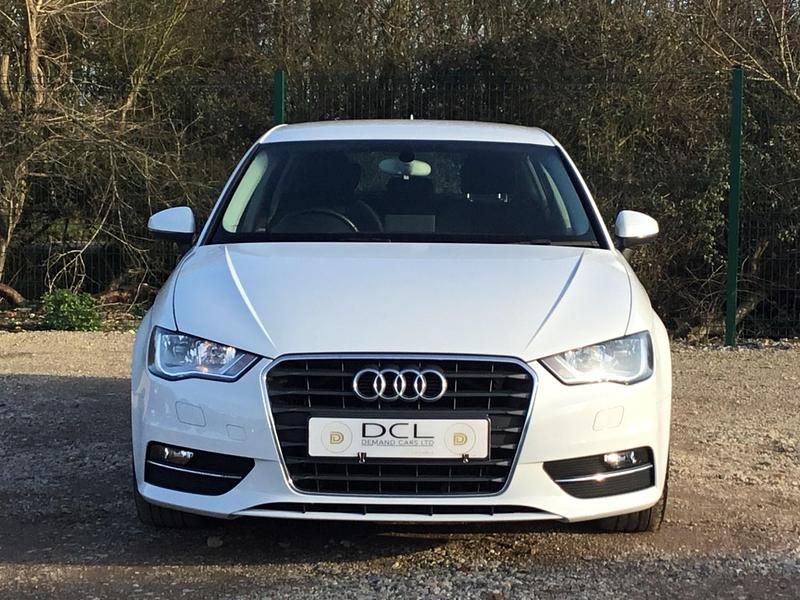 Used Audi A3 Sport 2014 White Hatchback