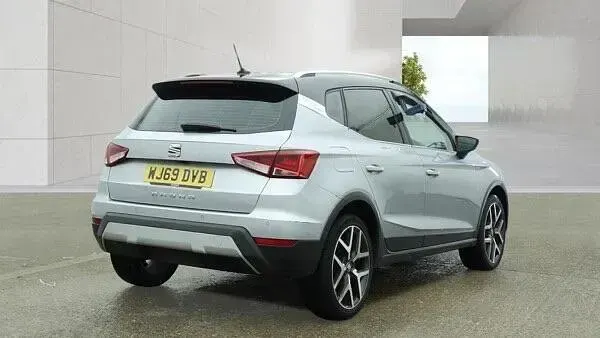 Used Seat Arona XCELLENCE Lux 95 HP (69 kW) 2019 Silver SUV