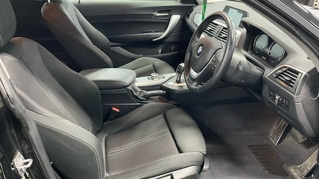 Used BMW 118 Sport Line 136 HP (100 kW) 2019 Black Hatchback