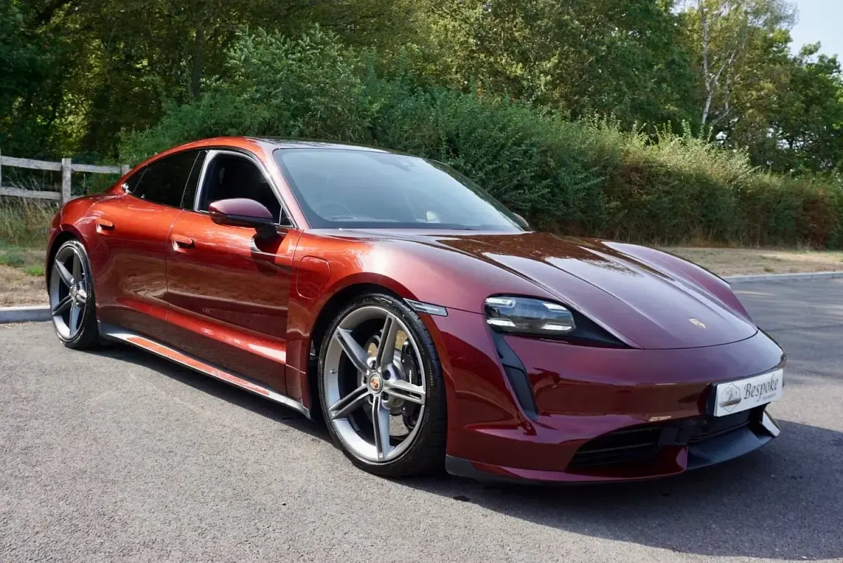 Used Porsche Taycan 500 kW (680 HP) 2022 Red Sedan