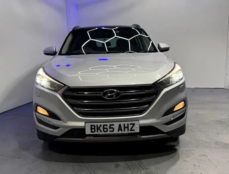 Second-hand Hyundai Tucson Premium SE 185 CP (136 kW) 2015 Argintiu SUV