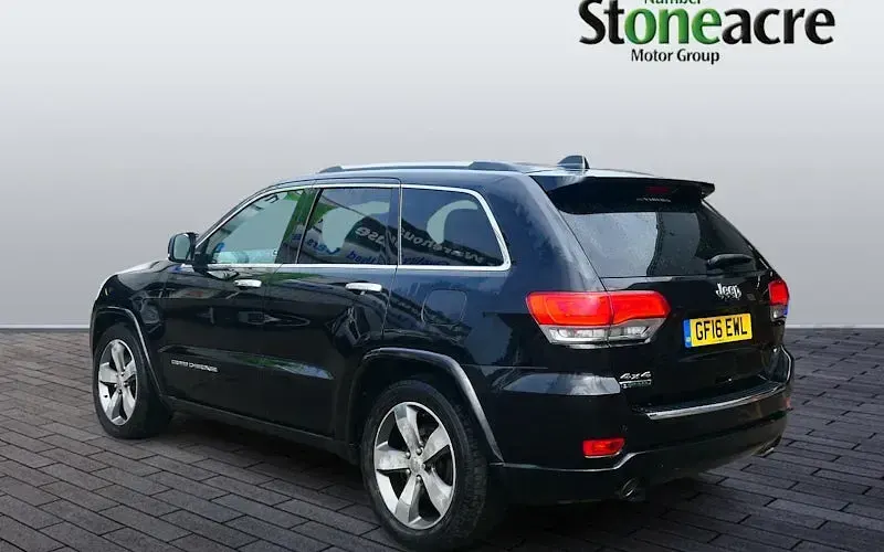 Used Jeep Grand Cherokee Overland 250 HP (183 kW) 2016 Black SUV
