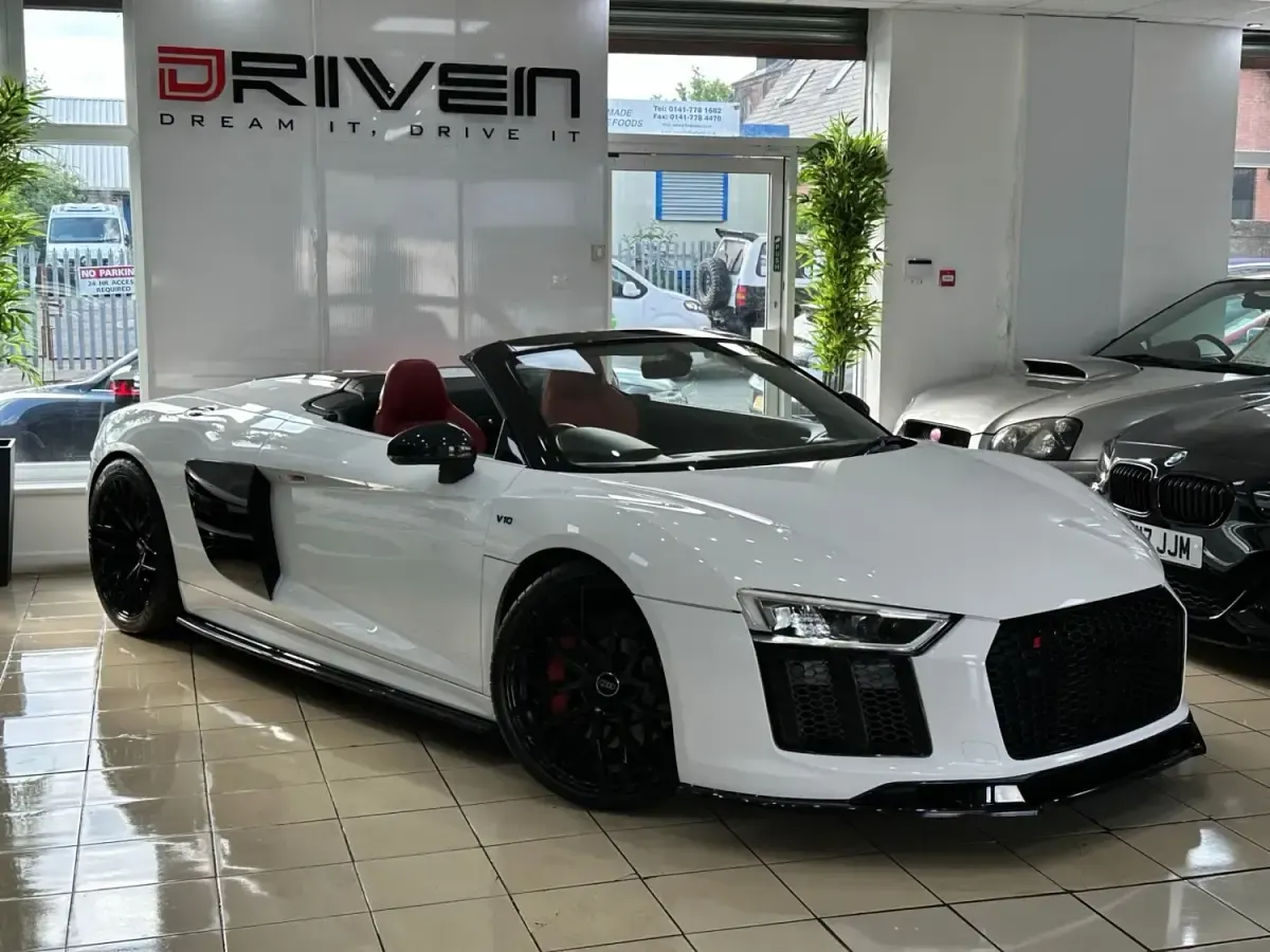 Begagnad Audi R8 Coupé Advanced 2018 Vit Sportkupé