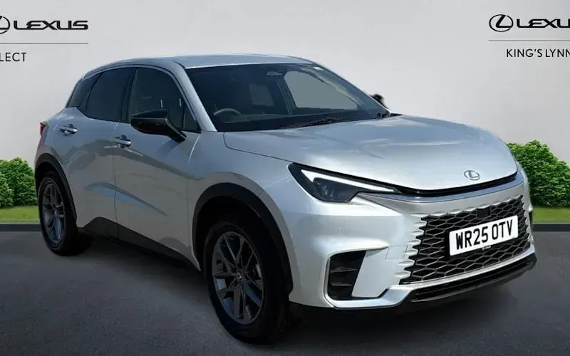 Used Lexus LBX 136 HP (100 kW) 2025 SUV
