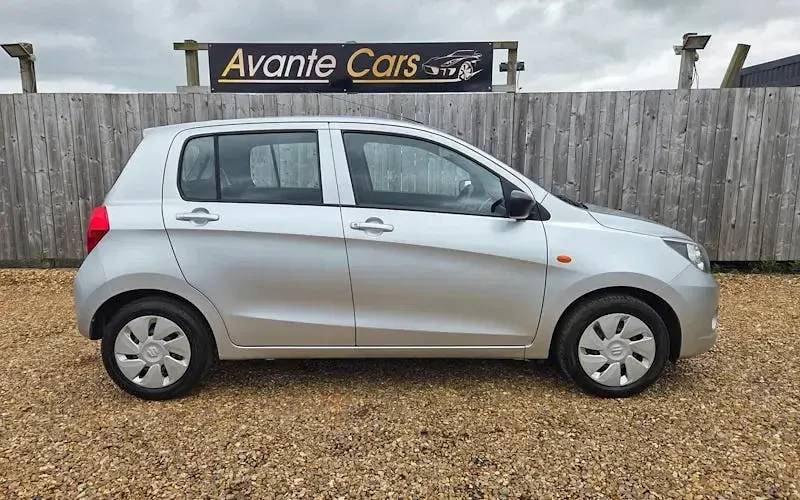 Used Suzuki Celerio 68 HP (50 kW) 2018 Silver Hatchback