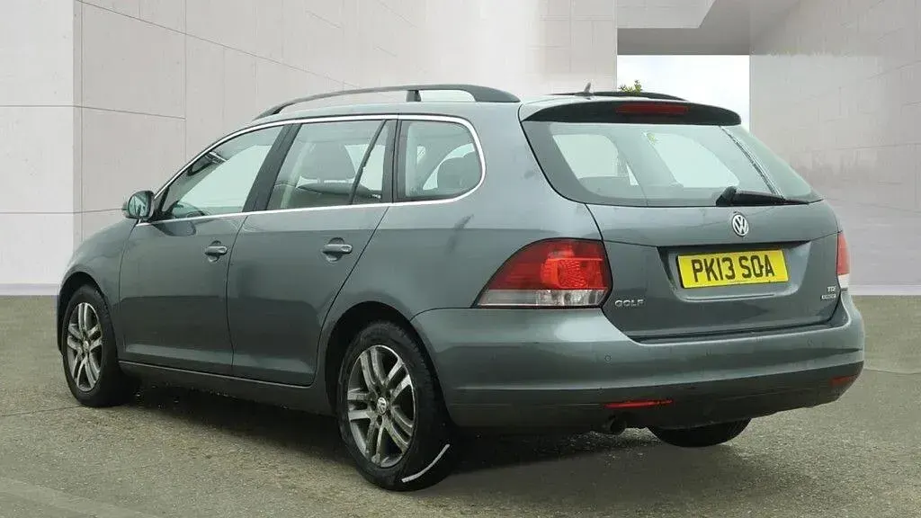 Used VW Golf VII SE 105 HP (77 kW) 2013 Grey Estate