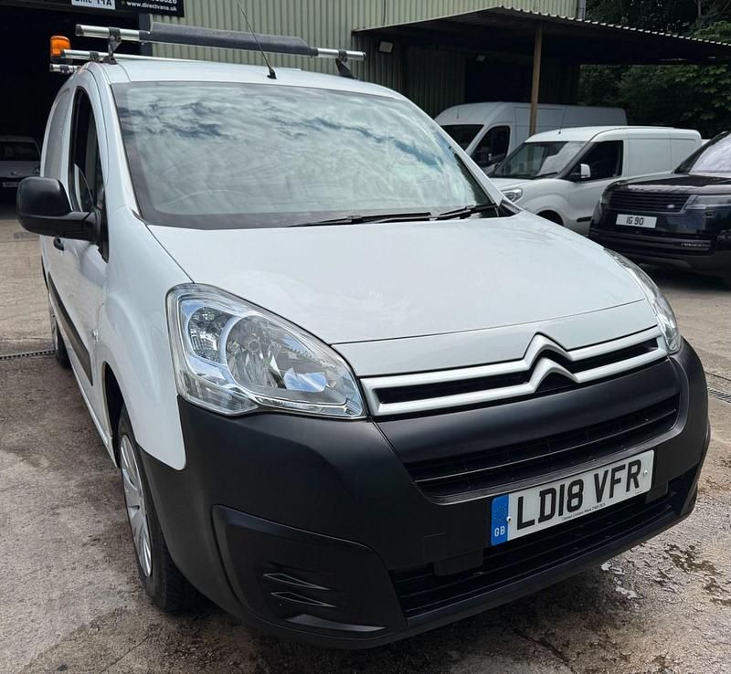 Used Citroën Berlingo 49 kW (67 HP) 2018 White MPV