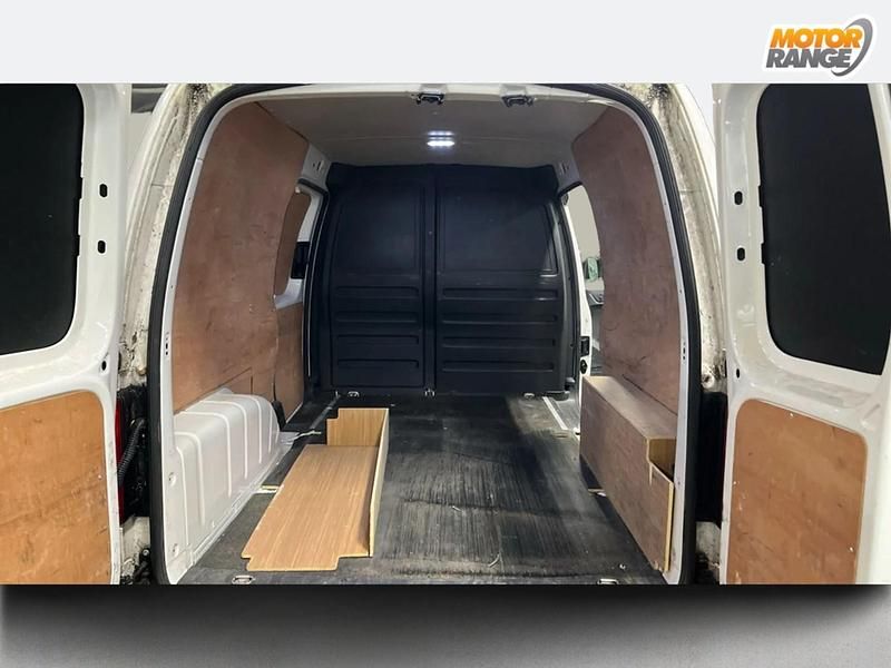 Used VW Caddy Maxi Startline 102 HP (75 kW) 2018 White MPV