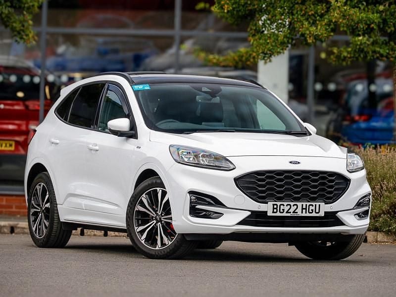 White Used 2022 Ford Kuga ST-Line X SUV | £20,998 (Fair price) - Image 1/4