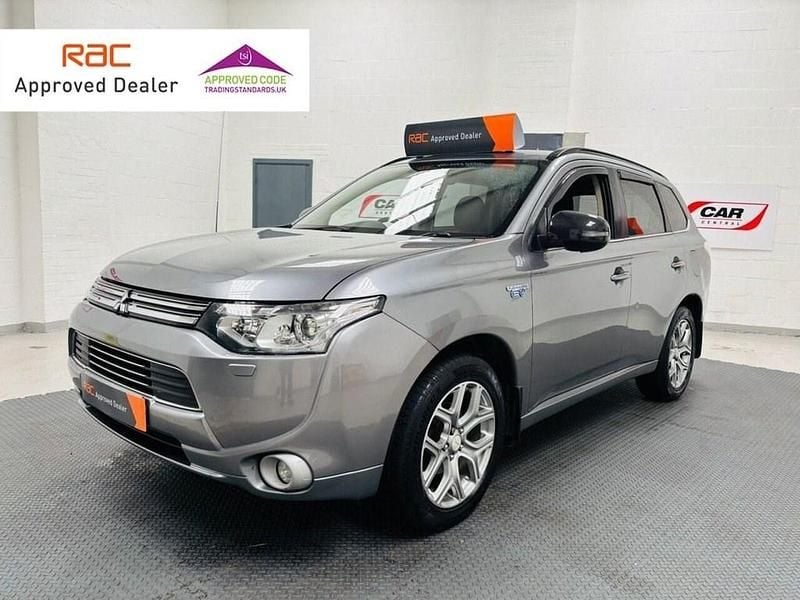 Grey Used 2014 Mitsubishi Outlander SUV | £5,500 (Fair price) - Image 1/4