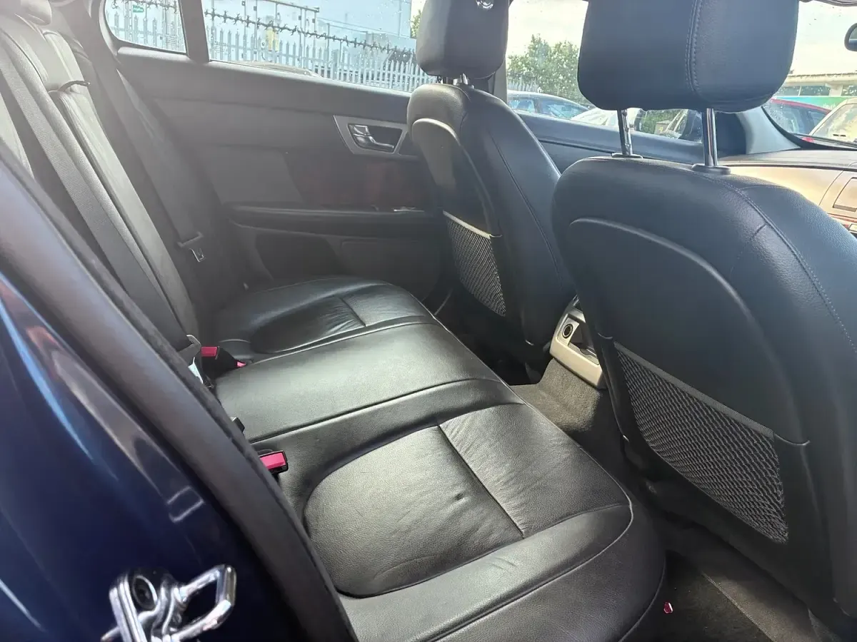 Used Jaguar XF Luxury 2010 Blue Sedan