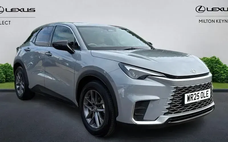 Used Lexus LBX 136 HP (100 kW) 2025 SUV