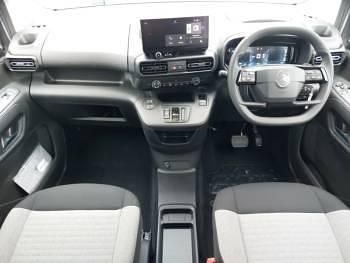 New Citroën Berlingo 100 kW (136 HP) 2026 Grey MPV