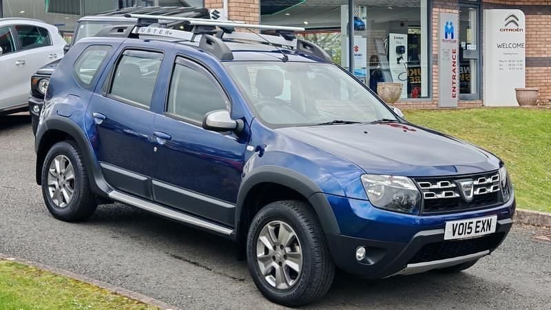 Used Dacia Duster Lauréate 2015 Blue SUV
