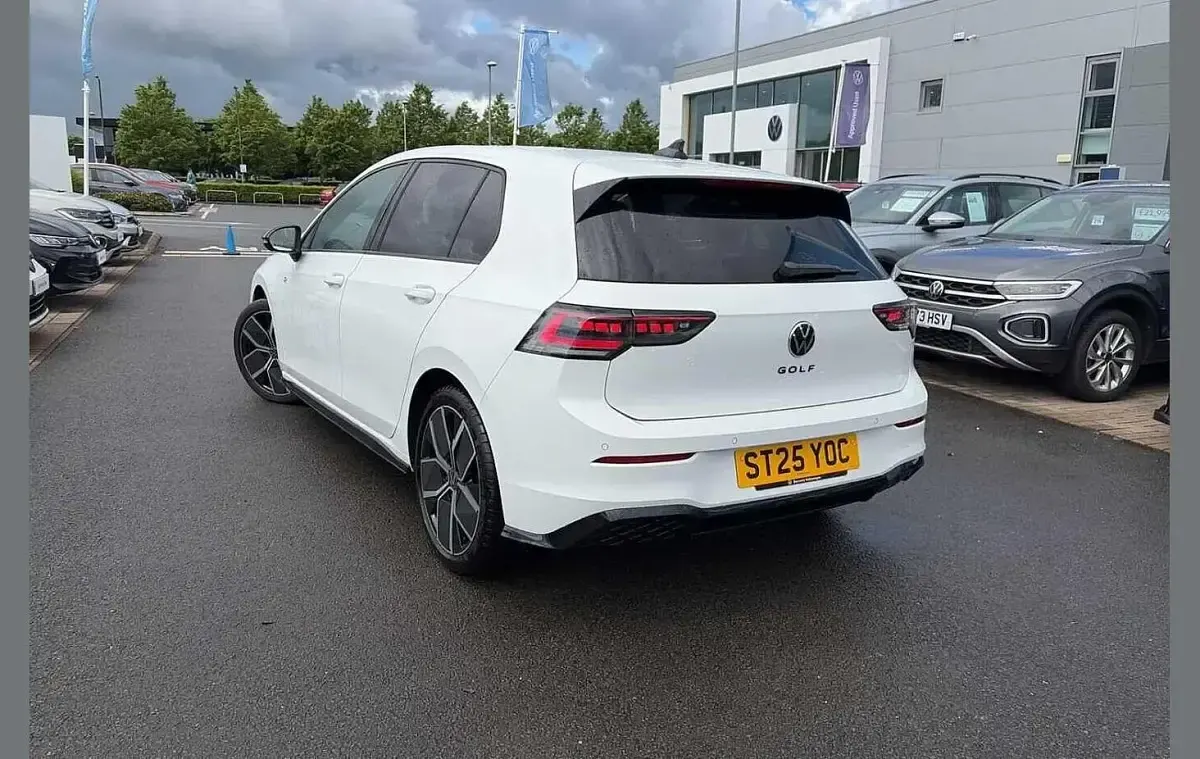 Used VW Golf VIII Black Edition 147 HP (108 kW) 2025 White Hatchback