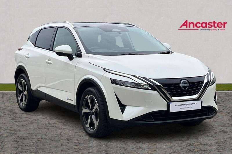 White Used 2023 Nissan Qashqai N-Connecta SUV | £21,975 (Fair price) - Image 1/4