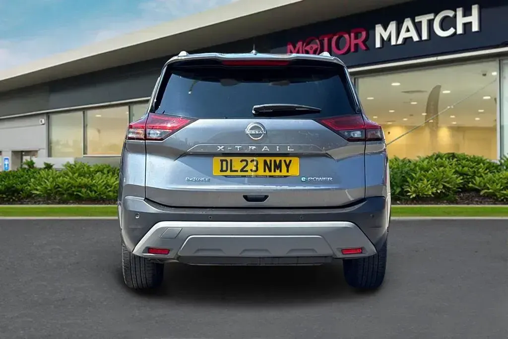 Used Nissan X-Trail N-Connecta 213 HP (156 kW) 2023 Grey SUV