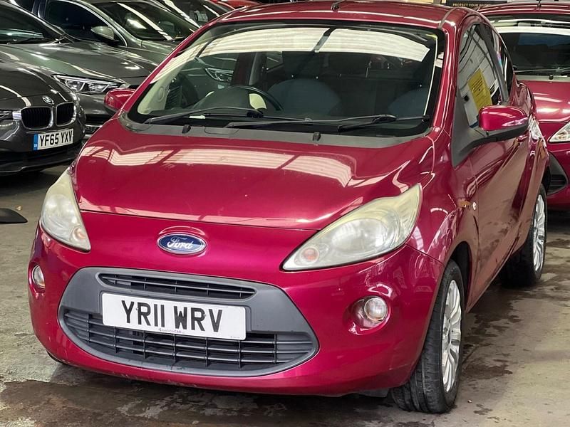 Used Ford Ka Zetec 69 HP (50 kW) 2011 Red Hatchback