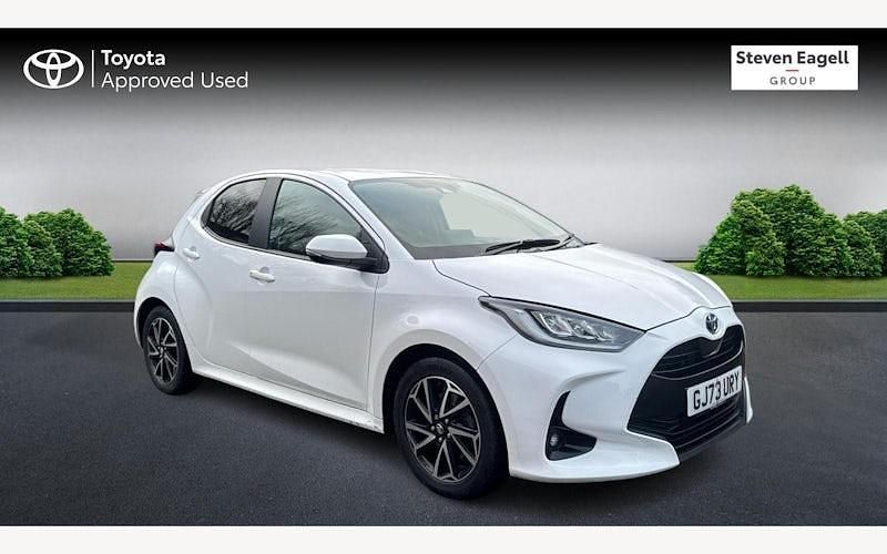 Used Toyota Yaris Hybrid Design 116 HP (85 kW) 2026 Hatchback