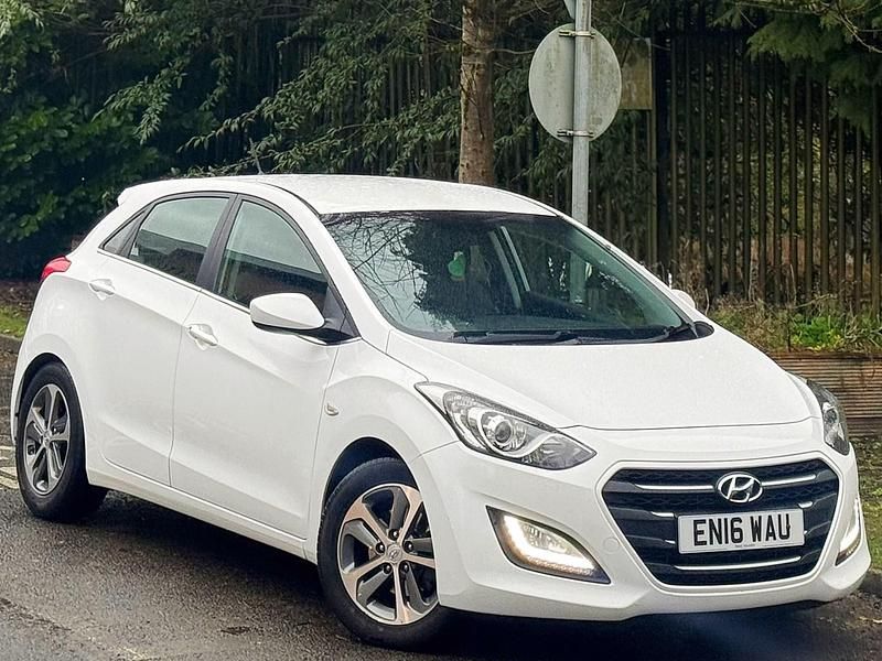 Used Hyundai i30 SE 2016 White Hatchback