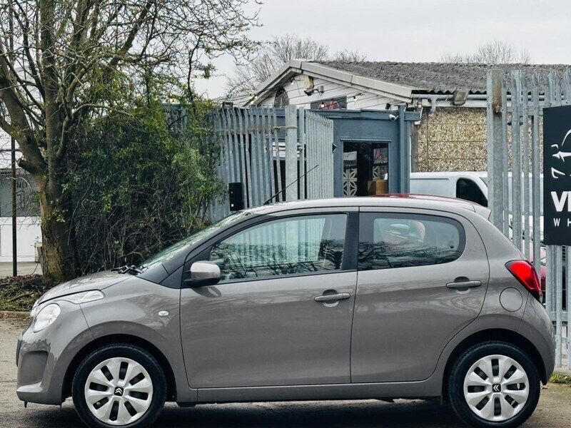 Image 3/4