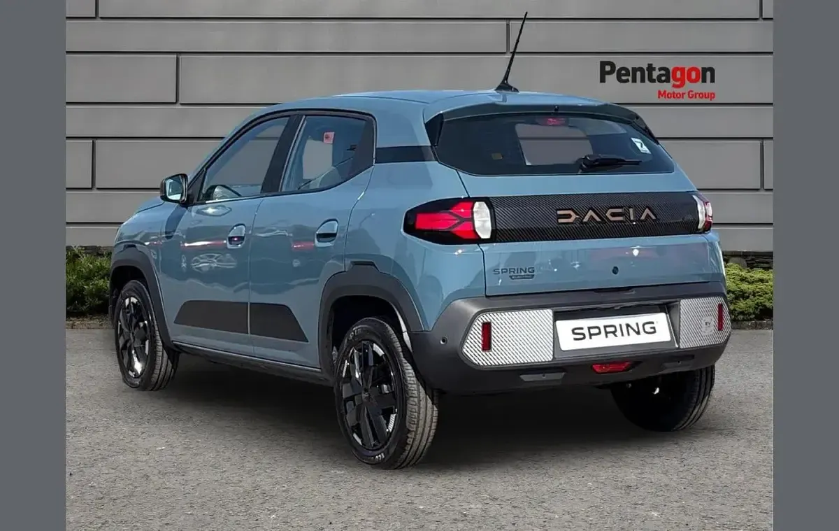 New Dacia Spring Extreme 74 kW (101 HP) 2025 Other Hatchback