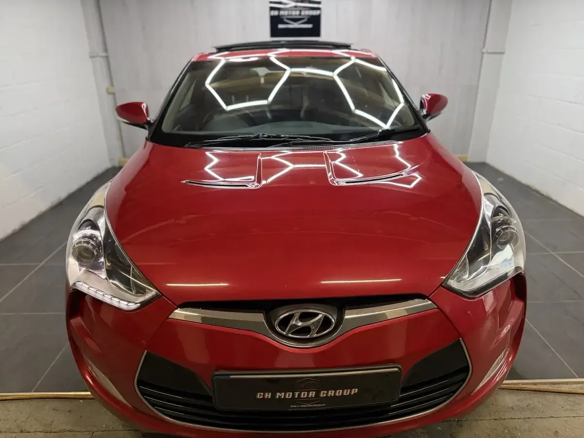 Used Hyundai Veloster Sport 2013 Red Hatchback