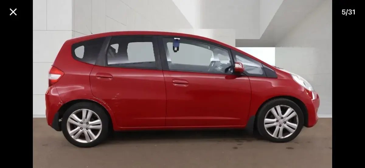 Used Honda Jazz ES 99 HP (72 kW) 2013 Red Hatchback