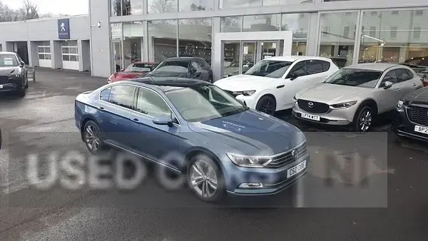 Używany VW Passat GT 150 KM (110 kW) 2018 Niebieski Sedan/Limuzyna