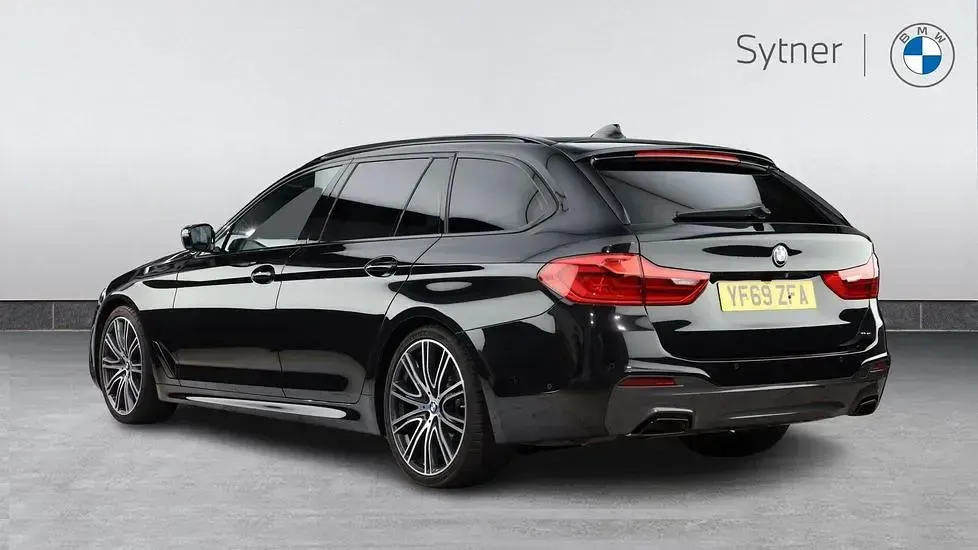 Used BMW 540 M Sport 335 HP (246 kW) 2019 Black Estate