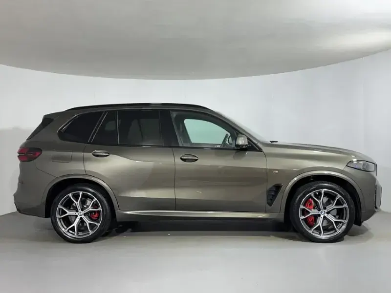 Used BMW X5 M Sport 2023 Green SUV