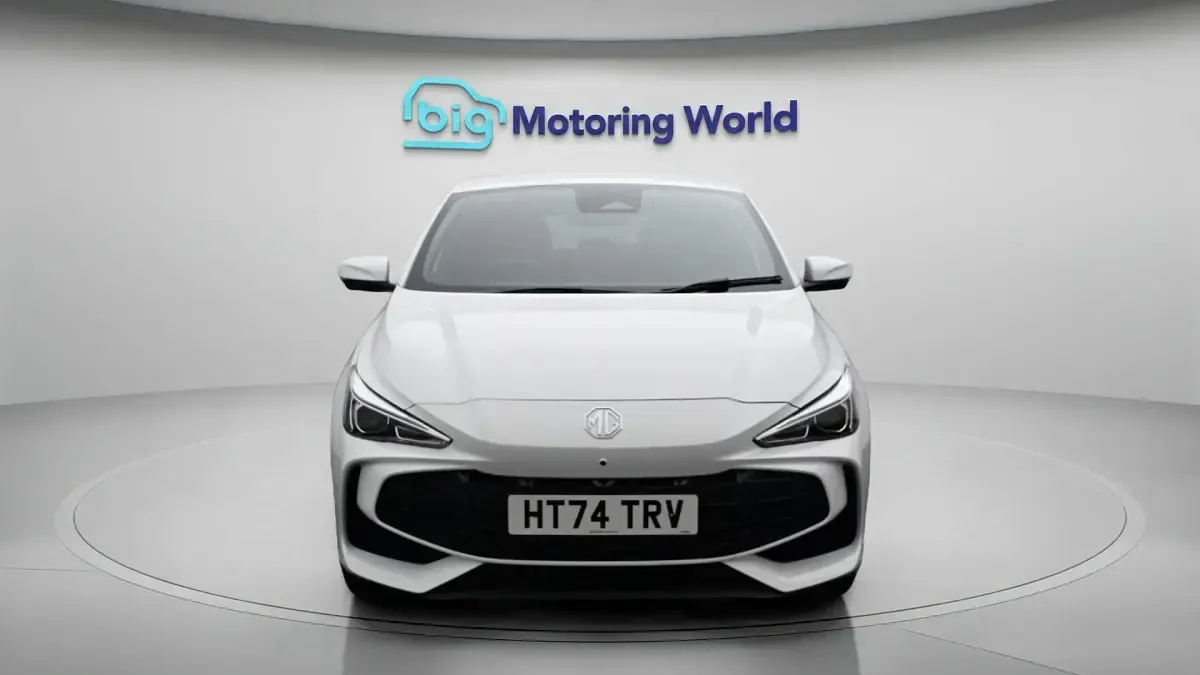 Used MG MG3 Trophy 194 HP (142 kW) 2025 White Hatchback