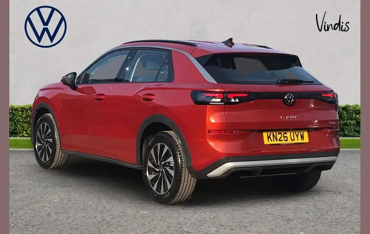 Used VW T-Roc Life 116 HP (85 kW) 2026 Red SUV